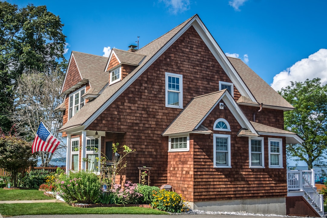 Cost per square foot varies widely by location and specifications